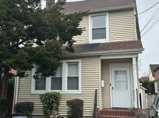 15015 32nd Ave, Flushing, NY 11354