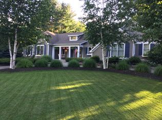 3795 Goodwood Dr SE, Grand Rapids, MI 49546