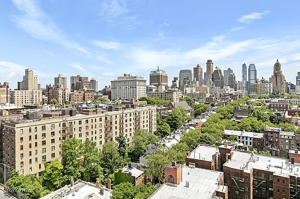 Sold by Corcoran | media 3