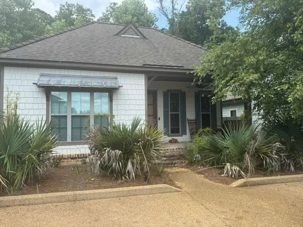 103 Creekside Cv, Starkville, MS 39759