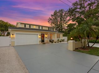 11240 Cherokee Dr, Saint Petersburg, FL 33708