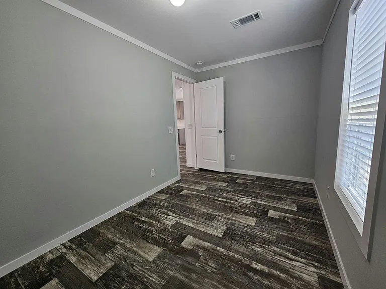6661 Hidden Oaks Dr #6661 — Photo 7