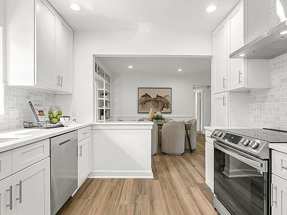 5th image of 4122 W Sevilla St