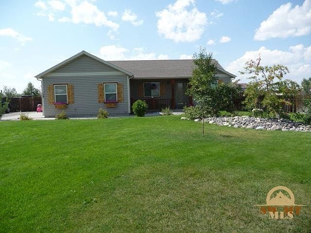1st image of 129 Landmark Dr