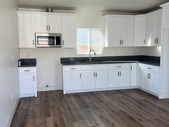 4th image of 5207 Santa Ana St #A