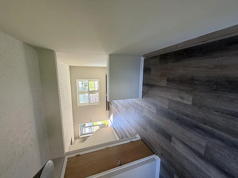 750 Rolling Hills Dr #C — Photo 3