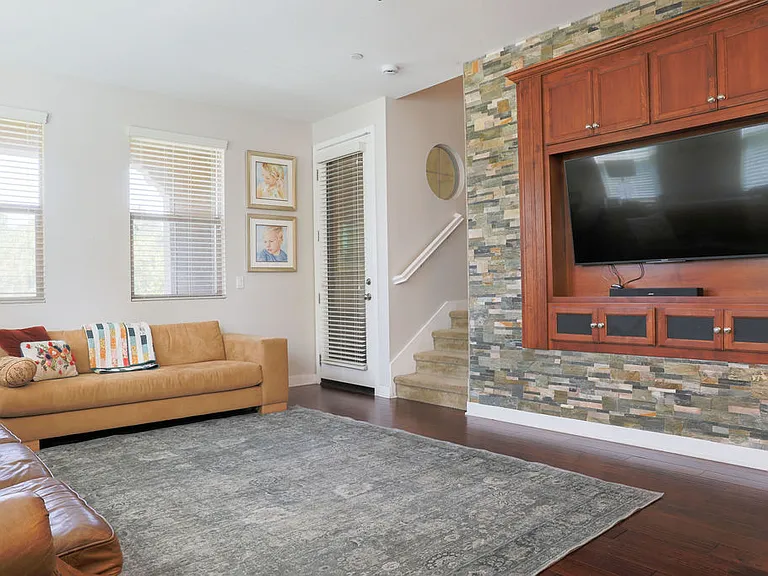 211 Westpark Ct #601 — Photo 5