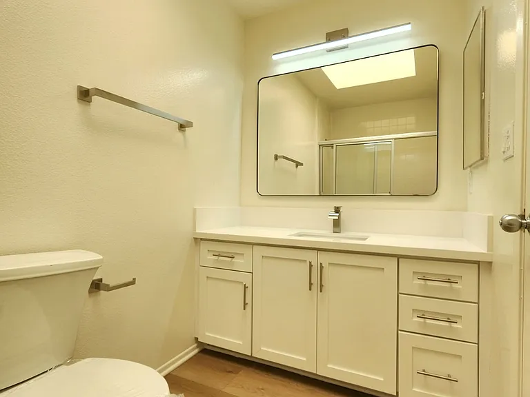 2120 S Bentley Ave #308 — Photo 23