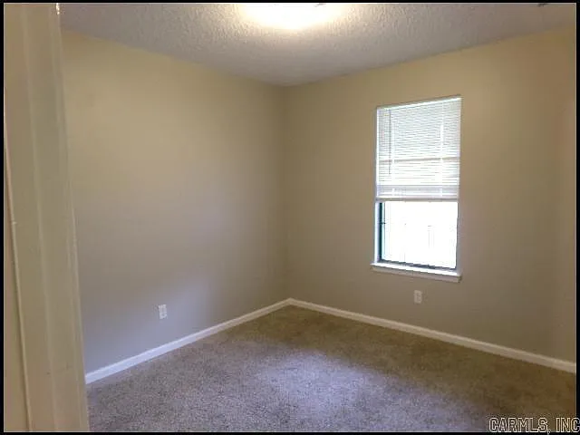 106 Dales Dr — Photo 15