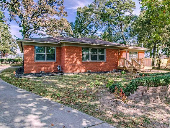 2nd image of 222 Melrose Dr