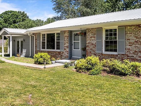 5th image of 108 Sherry Ln