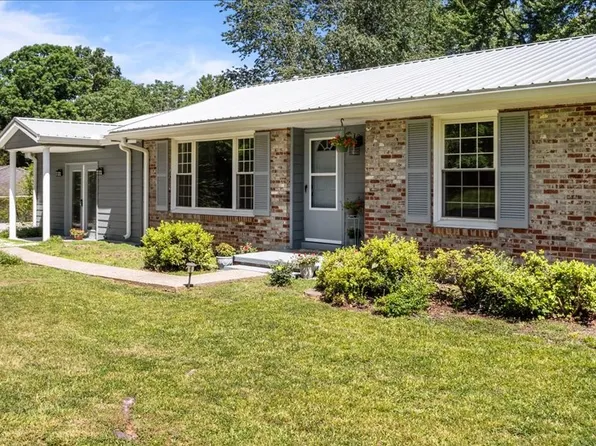 108 Sherry Ln, Dickson, TN 37055