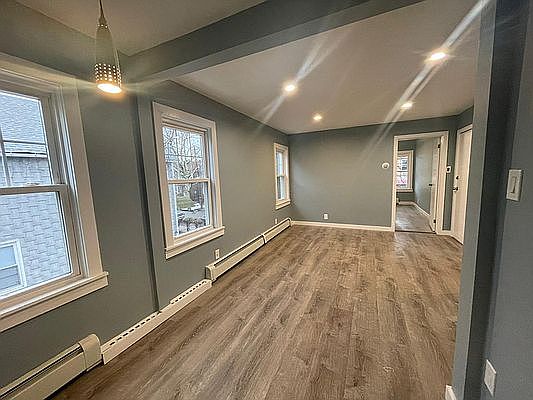 4th image of 53-40 72nd Pl Floor 1