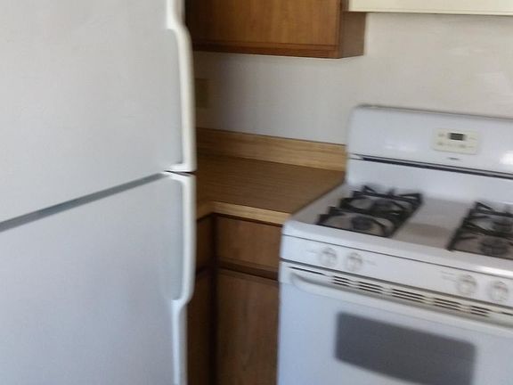 4th image of 2157 Marshes Glenn Dr