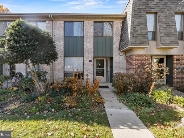 1023 Putnam Blvd, Wallingford, PA 19086