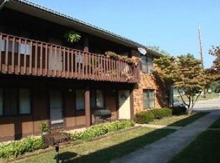 2407 Frank Scott Pkwy W #6, Belleville, IL 62223