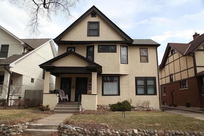 1st image of 2417 Humboldt Ave S APT 3