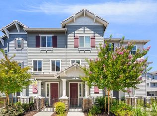 327 Pear Tree Ter UNIT B, Napa, CA 94558