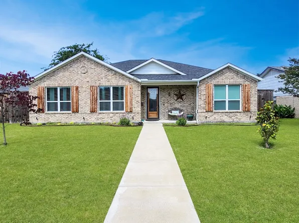 4742 Snow Dr, Mesquite, TX 75150
