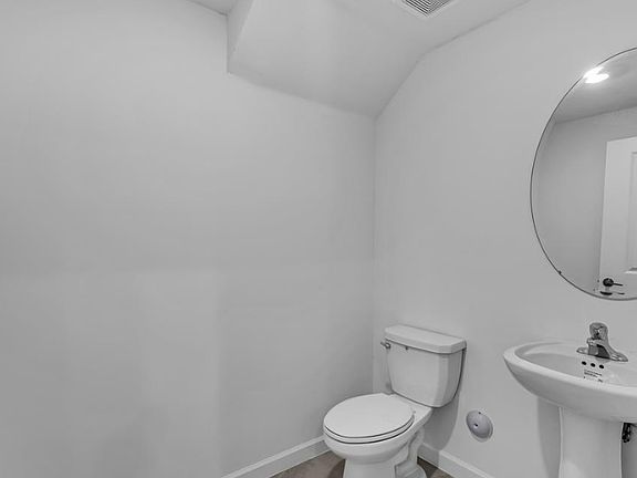 4th image of 260 SW 159th Ter