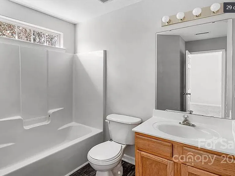 4613 Maple Crest Pl — Photo 30