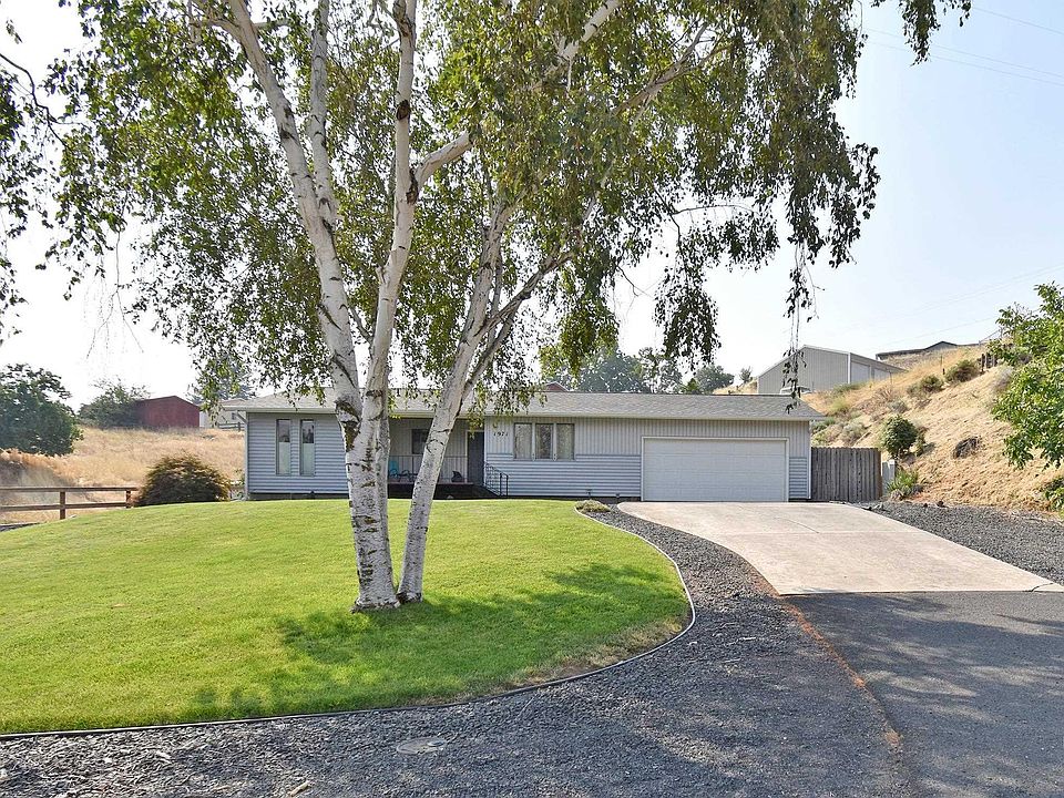 1st image of 1971 Golfview Dr