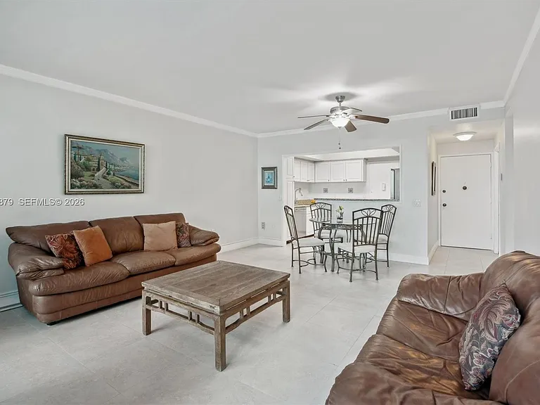 3505 S Ocean Dr #420 — Photo 3