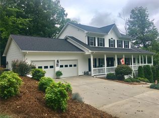 139 Country Club Hills Ln, Wilkesboro, NC 28697