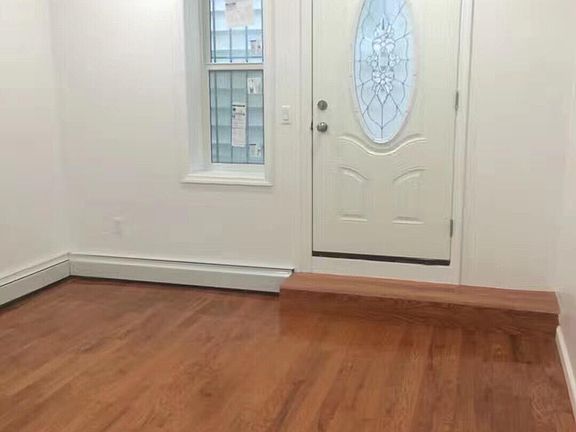 3rd image of 11062 Corona Ave
