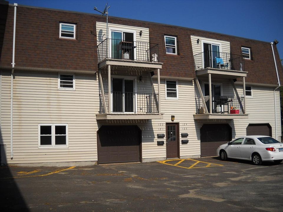 back of unit and parking