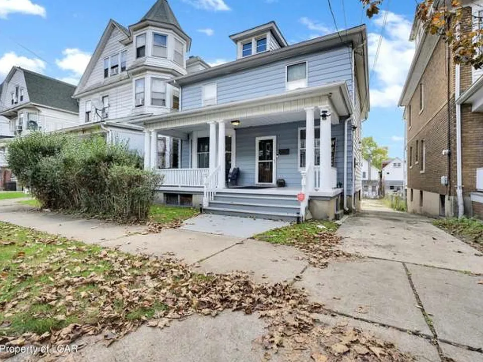 355 N Main St