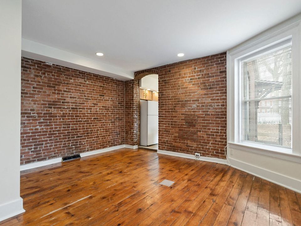 1st image of 166 Park St #168PK03