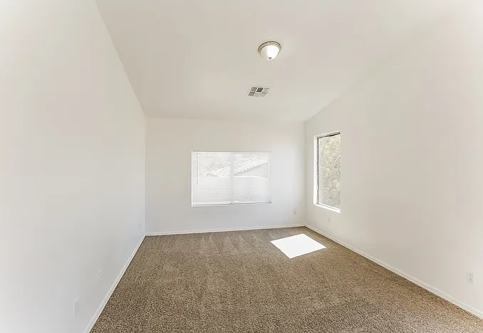 2241 S 85th Dr — Photo 9