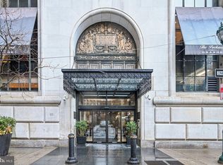 111 S 15th St APT 2008, Philadelphia, PA 19102