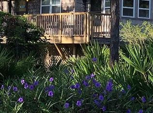 328 E Sawyer St, Eastpoint, FL 32328