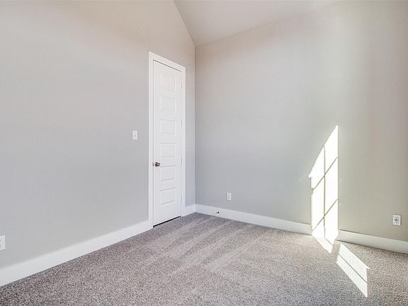 5th image of 1008 Highberry Dr