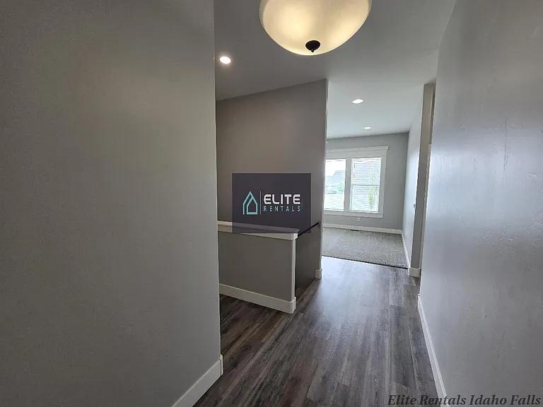 4039 N Livingston Ave — Photo 4