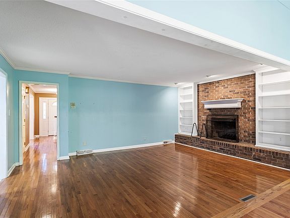 4th image of 73 Ridgeview Hts