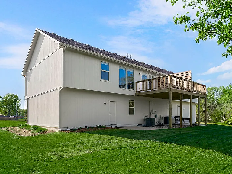 5131 Woodland Dr — Photo 27