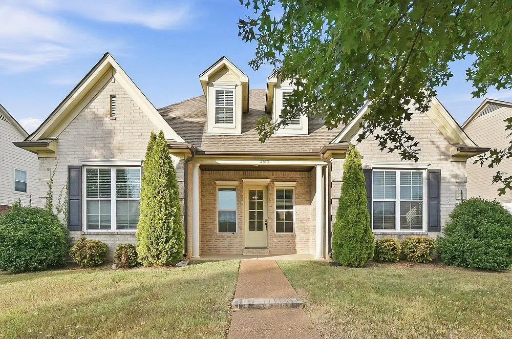 3 bed, 2.0 bath, 1989 sqft, $2,275 — Photo 1