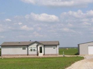 8750 Hall Rd, Iowa Park, TX 76367