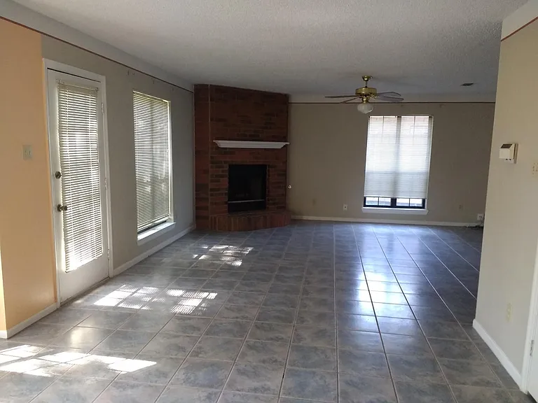 2361 Shirecreek Cir — Photo 12