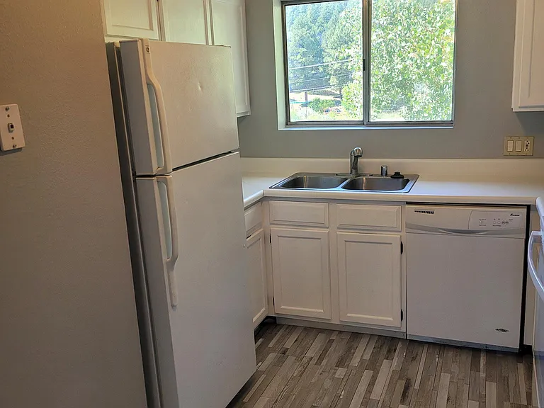 2401 N West St #207 — Photo 3