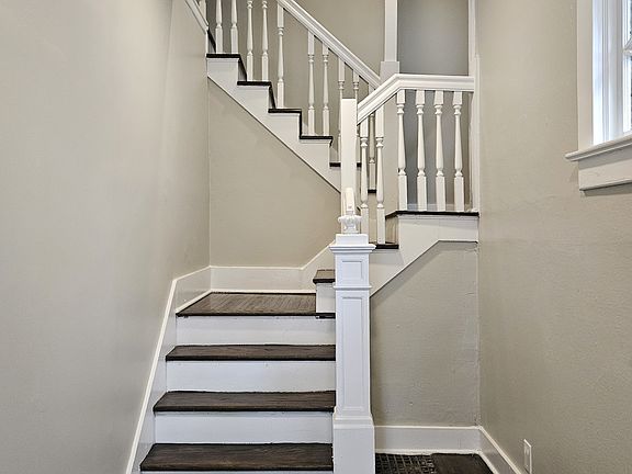 2nd image of 4110 Charlotte St APT 2