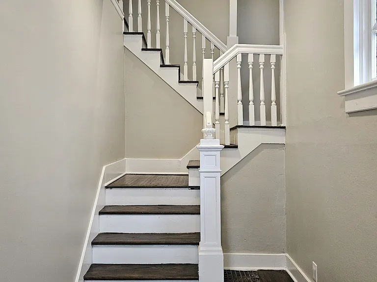 4110 Charlotte St #2 — Photo 2