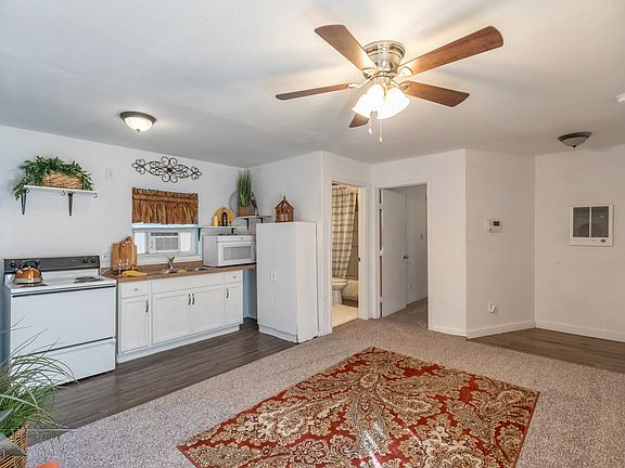 4th image of 526 Avenue B