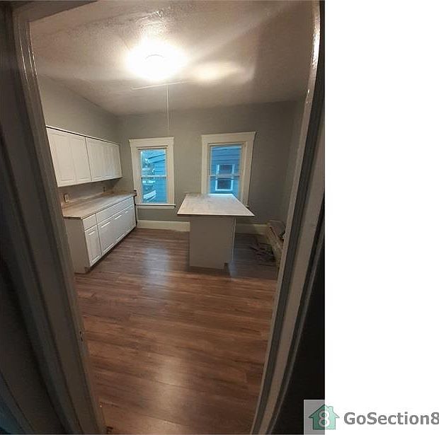 2nd image of 6904 Lawn Ave #1