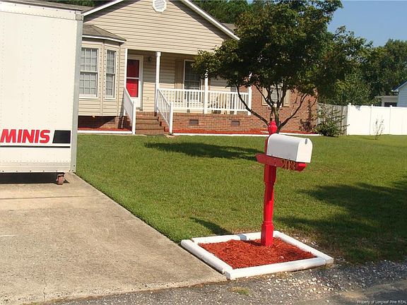 2nd image of 203 Early Dawn Dr