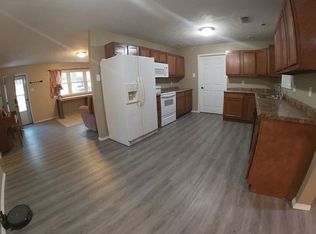 1521 W 1st St, West Plains, MO 65775