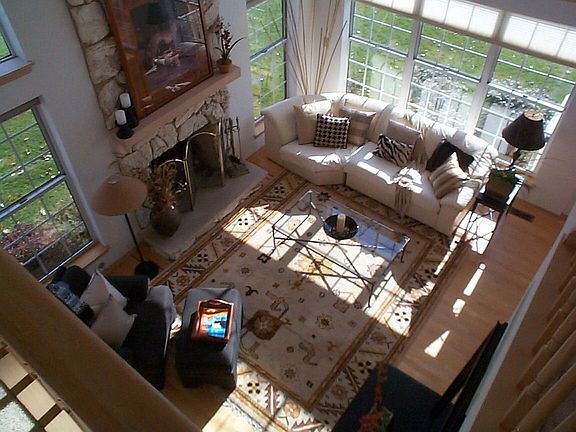 2-St Liv Rm w/Fireplace, loads of windows!!!
